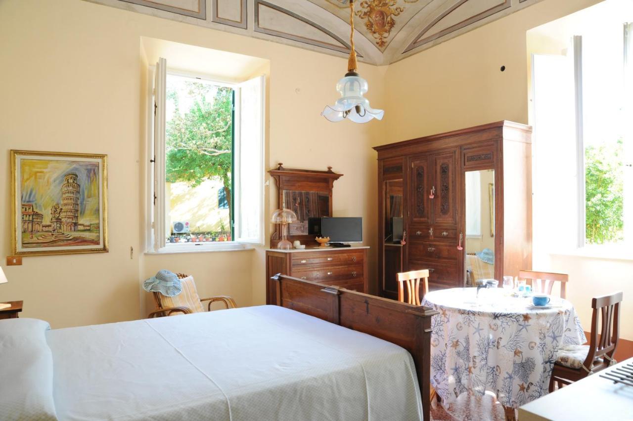 Villa Teresa Porto Azzurro Ngoại thất bức ảnh