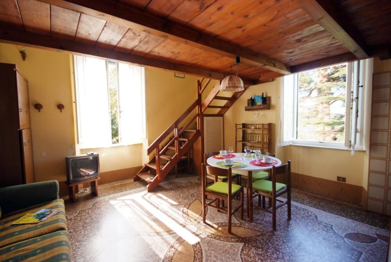 Villa Teresa Porto Azzurro Ngoại thất bức ảnh