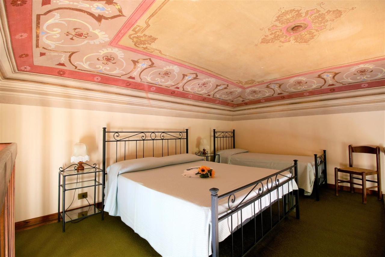 Villa Teresa Porto Azzurro Ngoại thất bức ảnh