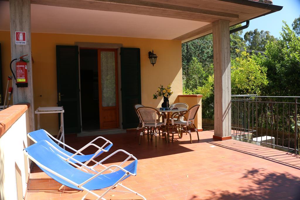 Villa Teresa Porto Azzurro Ngoại thất bức ảnh