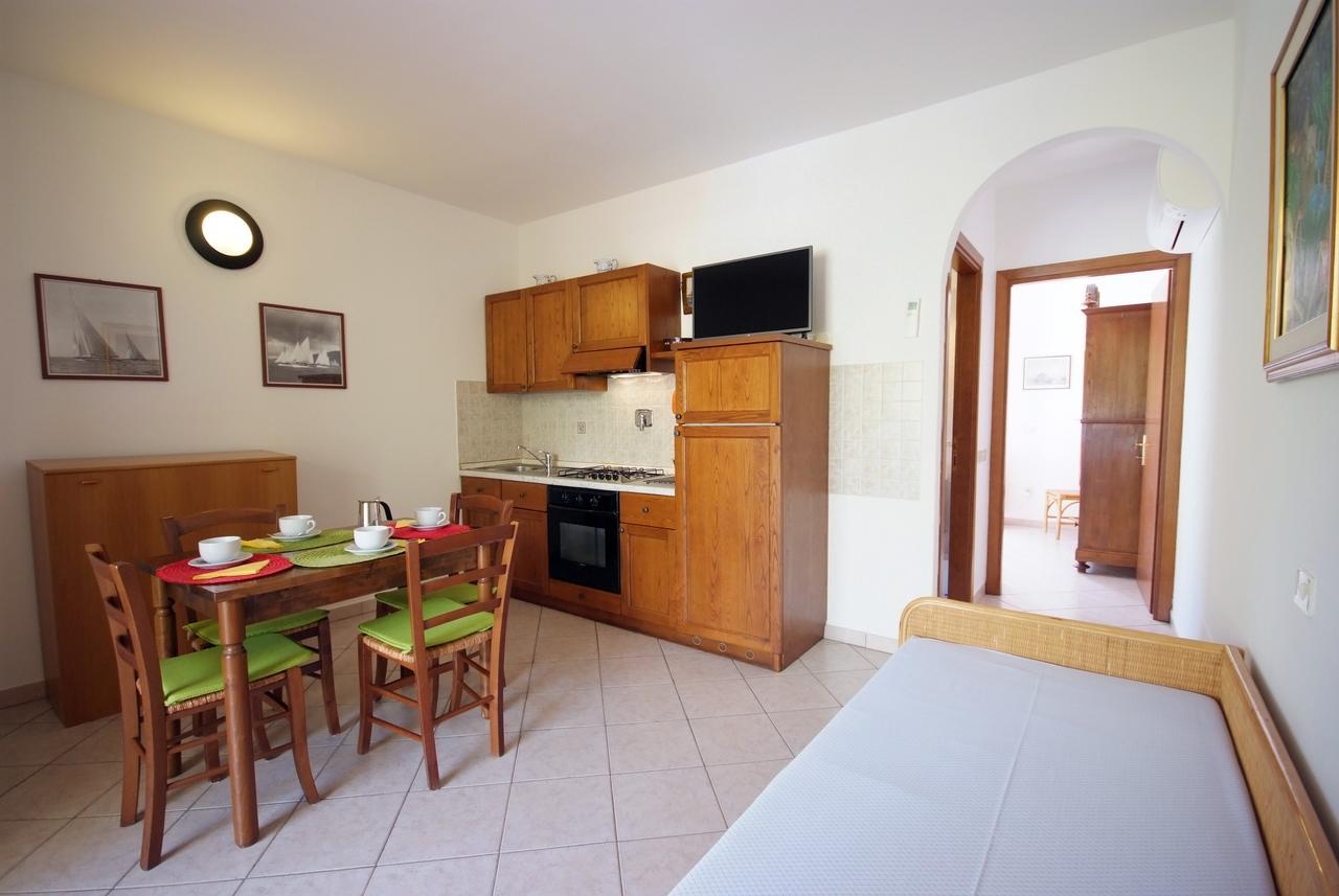 Villa Teresa Porto Azzurro Ngoại thất bức ảnh