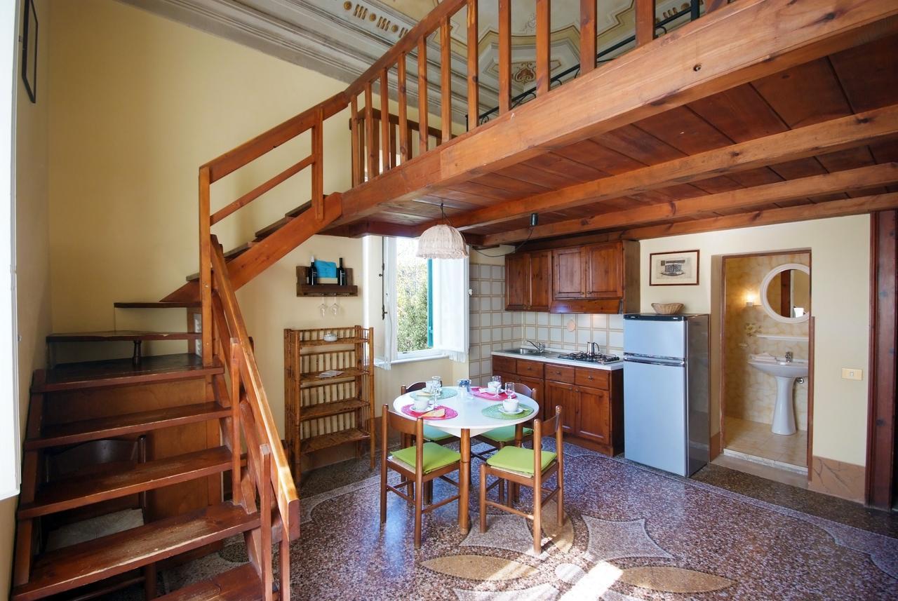 Villa Teresa Porto Azzurro Ngoại thất bức ảnh