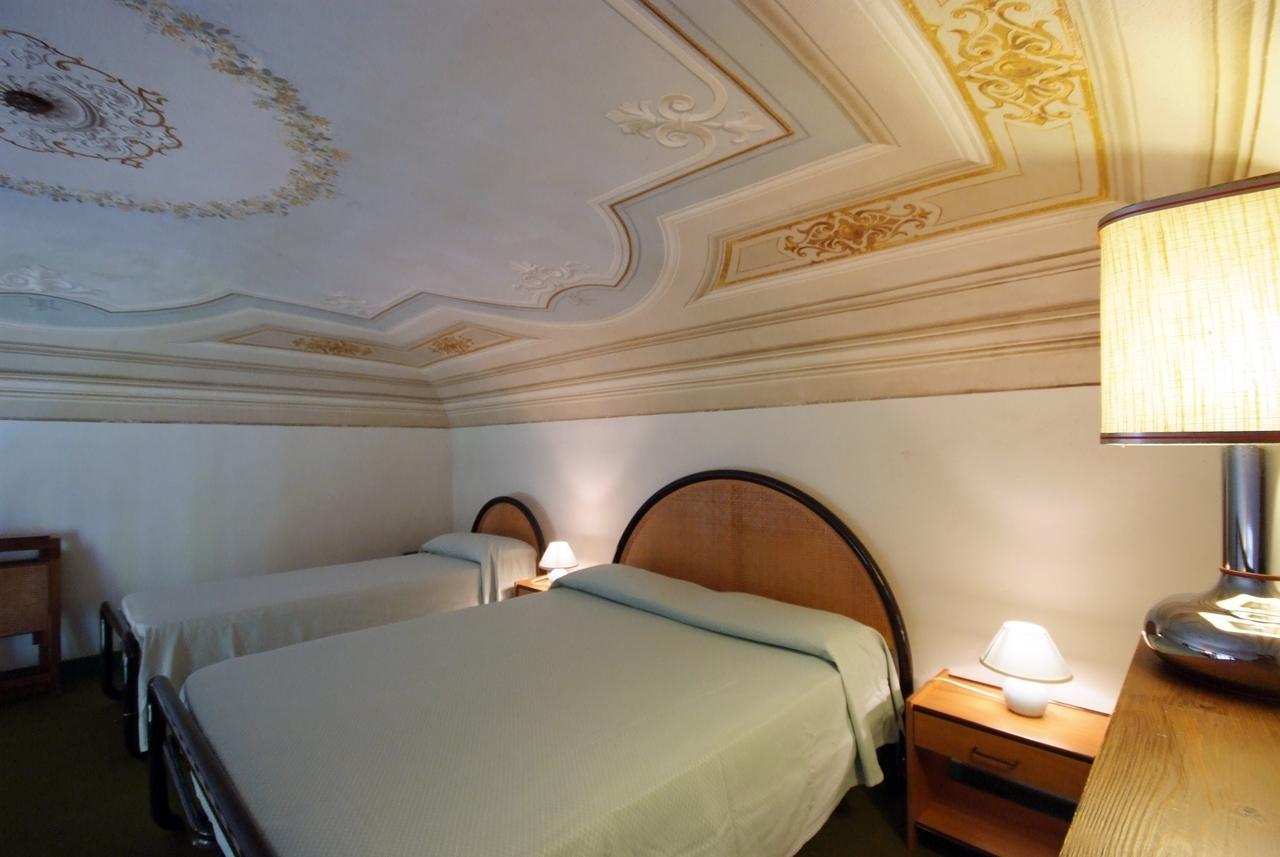 Villa Teresa Porto Azzurro Ngoại thất bức ảnh